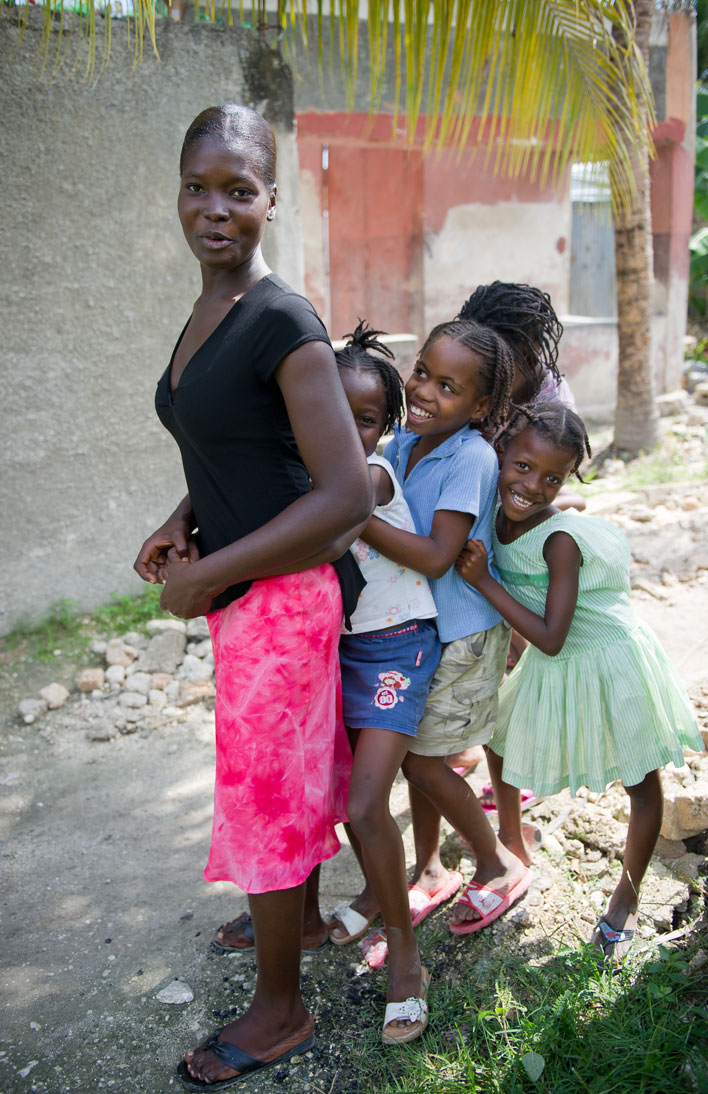Mother and daughters - Leogane, Haiti